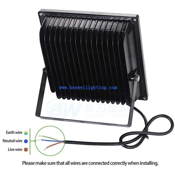 65 watt 120 volt flood light