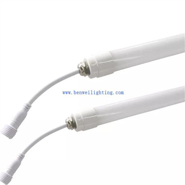 Dairy barn light (2)